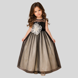 ELEGANT EVENING GOWN IN GOLD AND BLACK