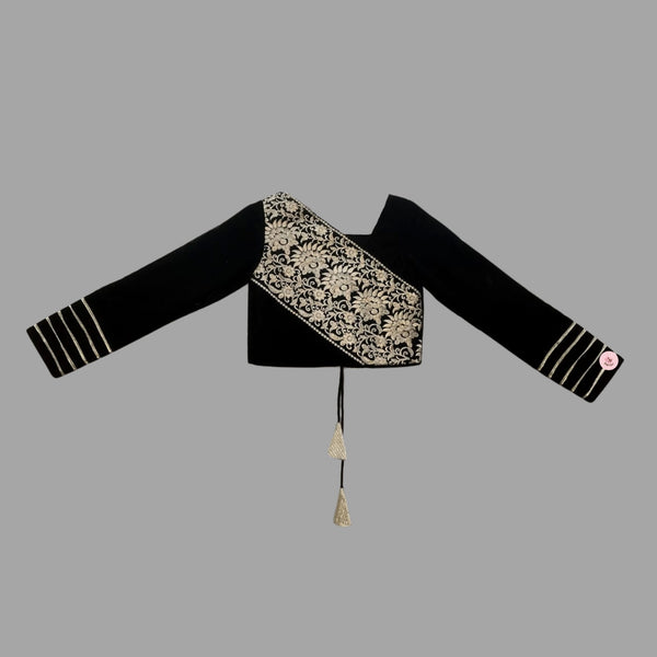 EXPERIENCE LUXURY WITH OUR BLACK VELVET TOP & SHIMMERY LEHENGA SET