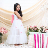 Net Woven Sleeveless Small Bow Stitched on White Gown
