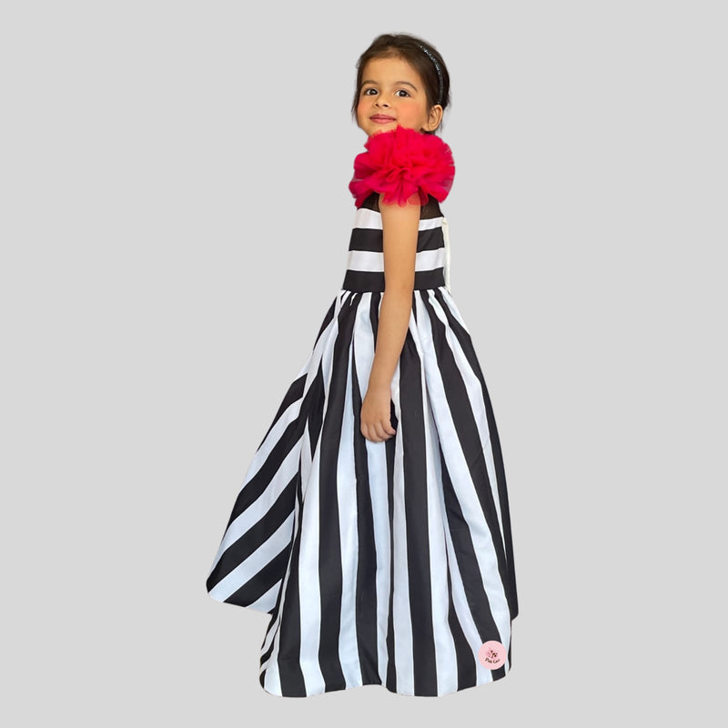 Pooka pals stripes gown