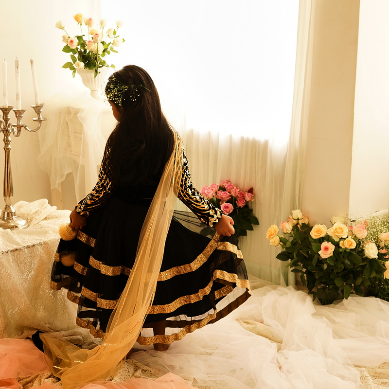 BLACK VELVET CHOLI
