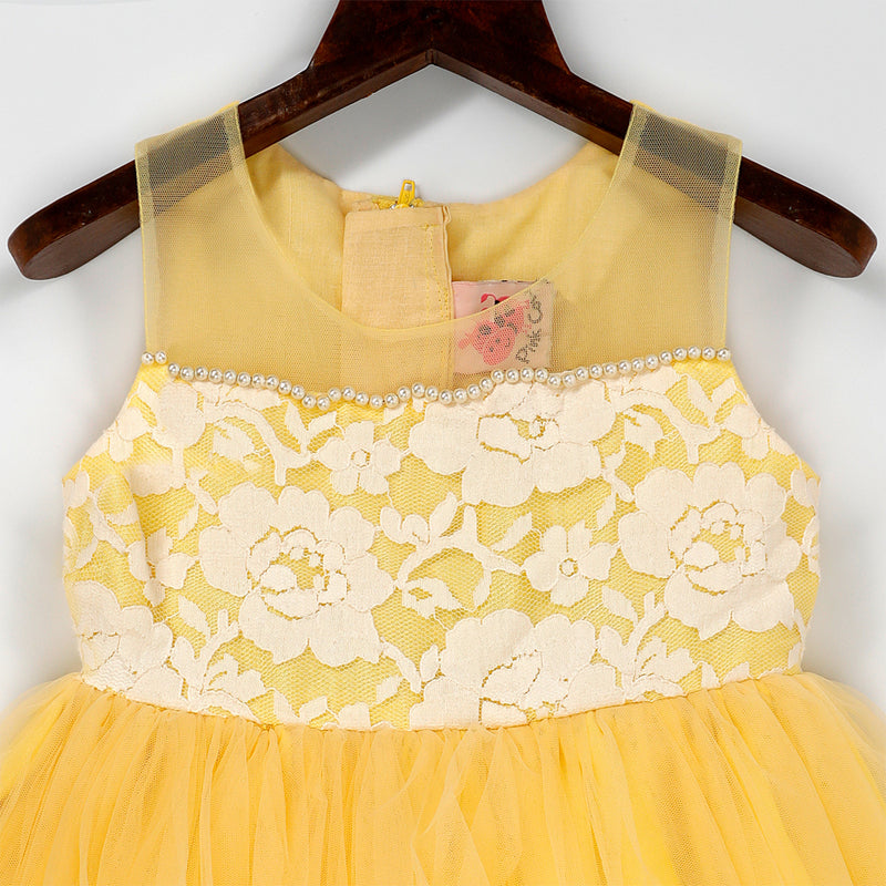Buy Creative Kids Sleeveless All Over Sprinklers Printed Fit & Flare Dress  Yellow for Girls (6-9Months) Online in India, Shop at FirstCry.com -  15164472