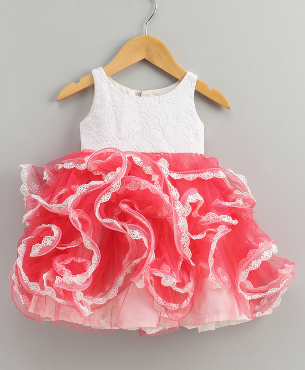 Box Pleated Chest with Brocade Chest